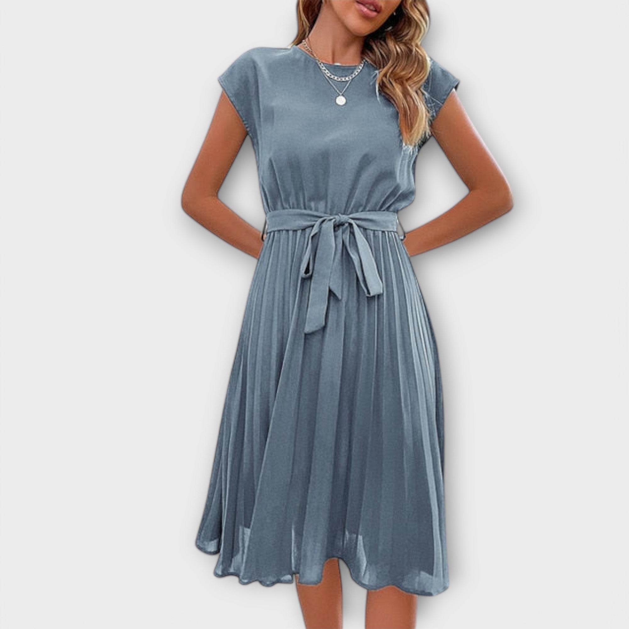 Claire - Kurzarm, gefältete, lässige Midikleid