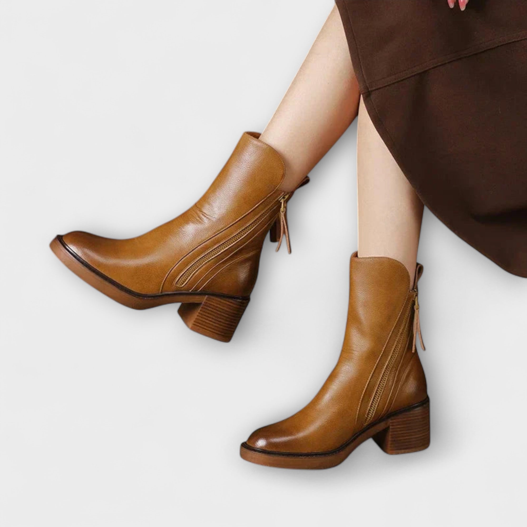 Milana - Lederstiefel mit mittelhohem Absatz