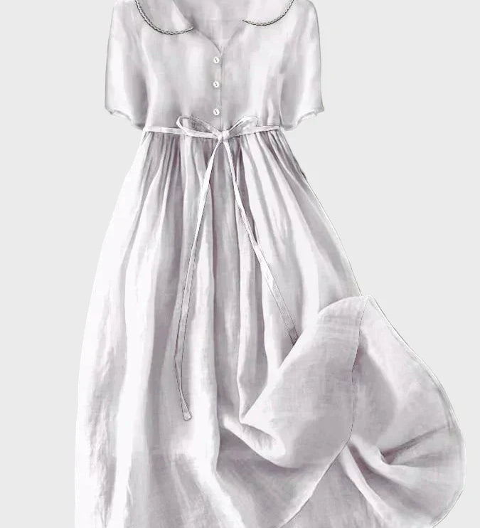Klassisches Kleid mit Knöpfen