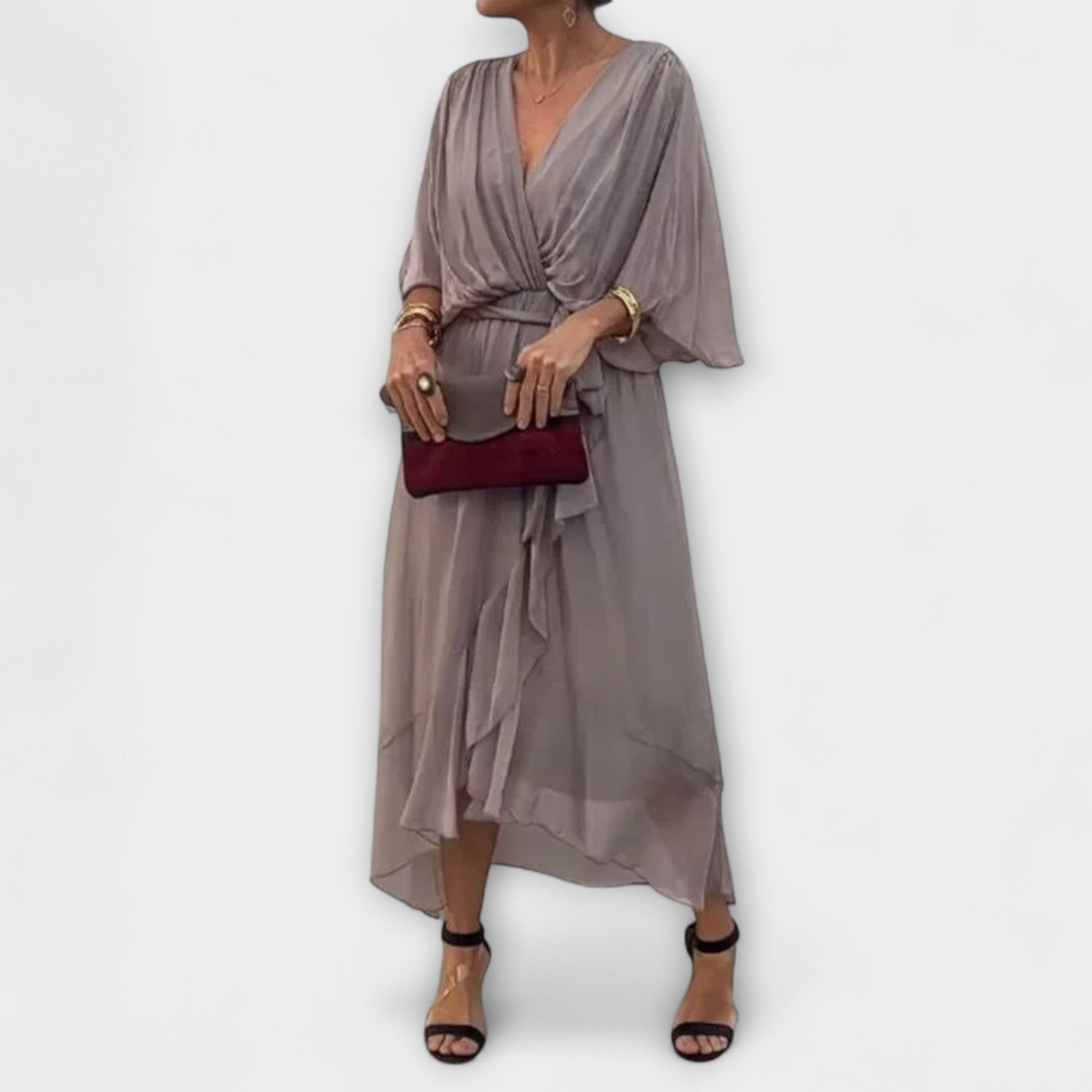 Amoura - Chiffonkleid mit V-Ausschnitt
