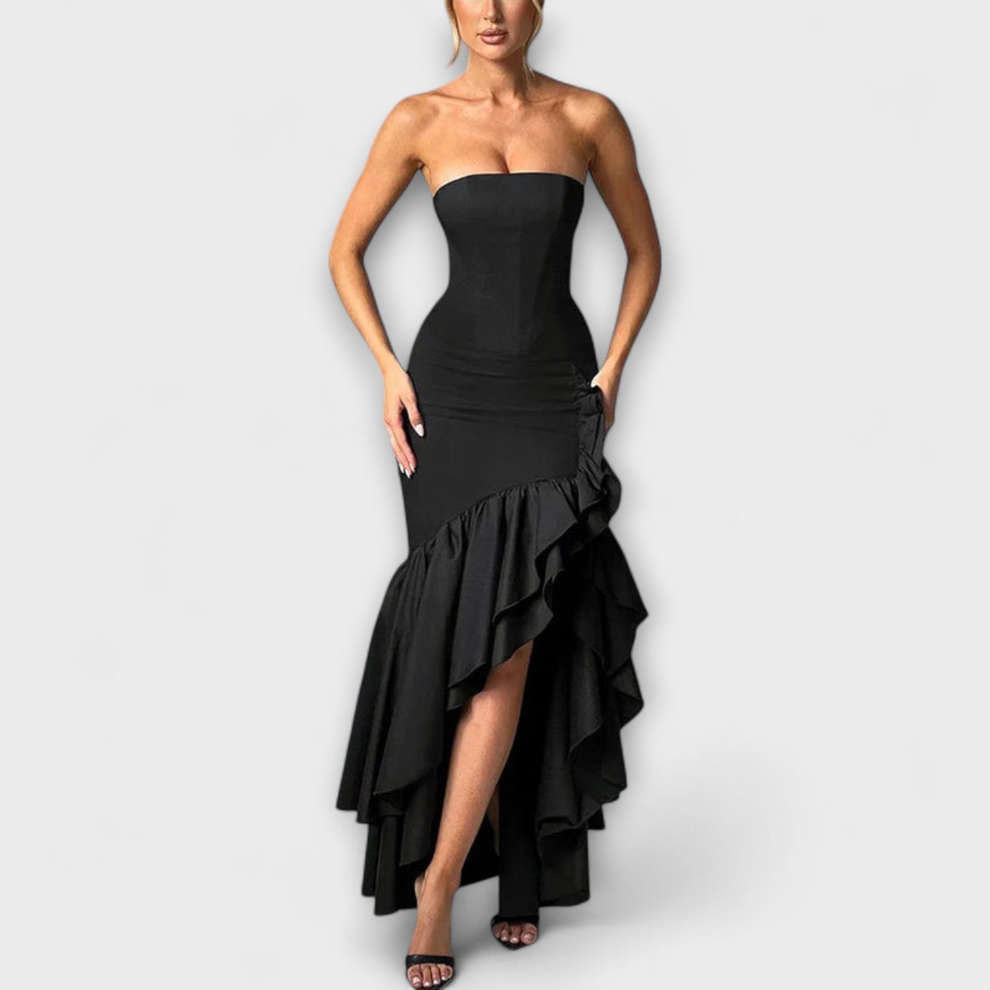 Zuri - Off-Shoulder Slim Fit Maxikleid mit asymmetrischem Saum